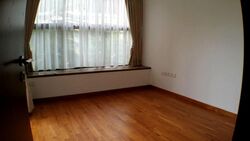Holland Link (D10), Terrace #396009131